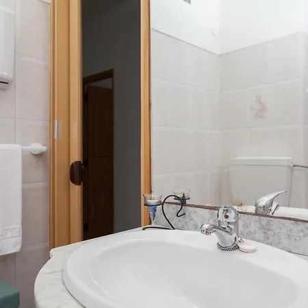 Beguest Southbay River View אמורה